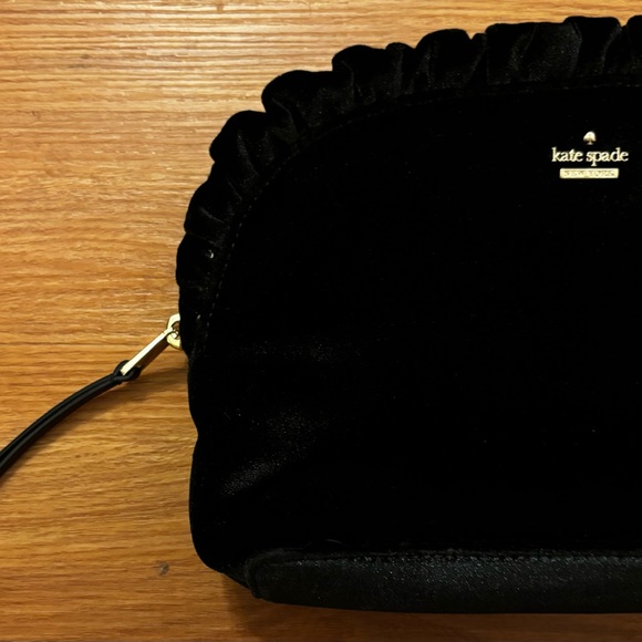 NWOT Kate Spade Velvet Clutch Could be cosmetic bag Ruffles Gold hardware NEW - Picture 12 of 16